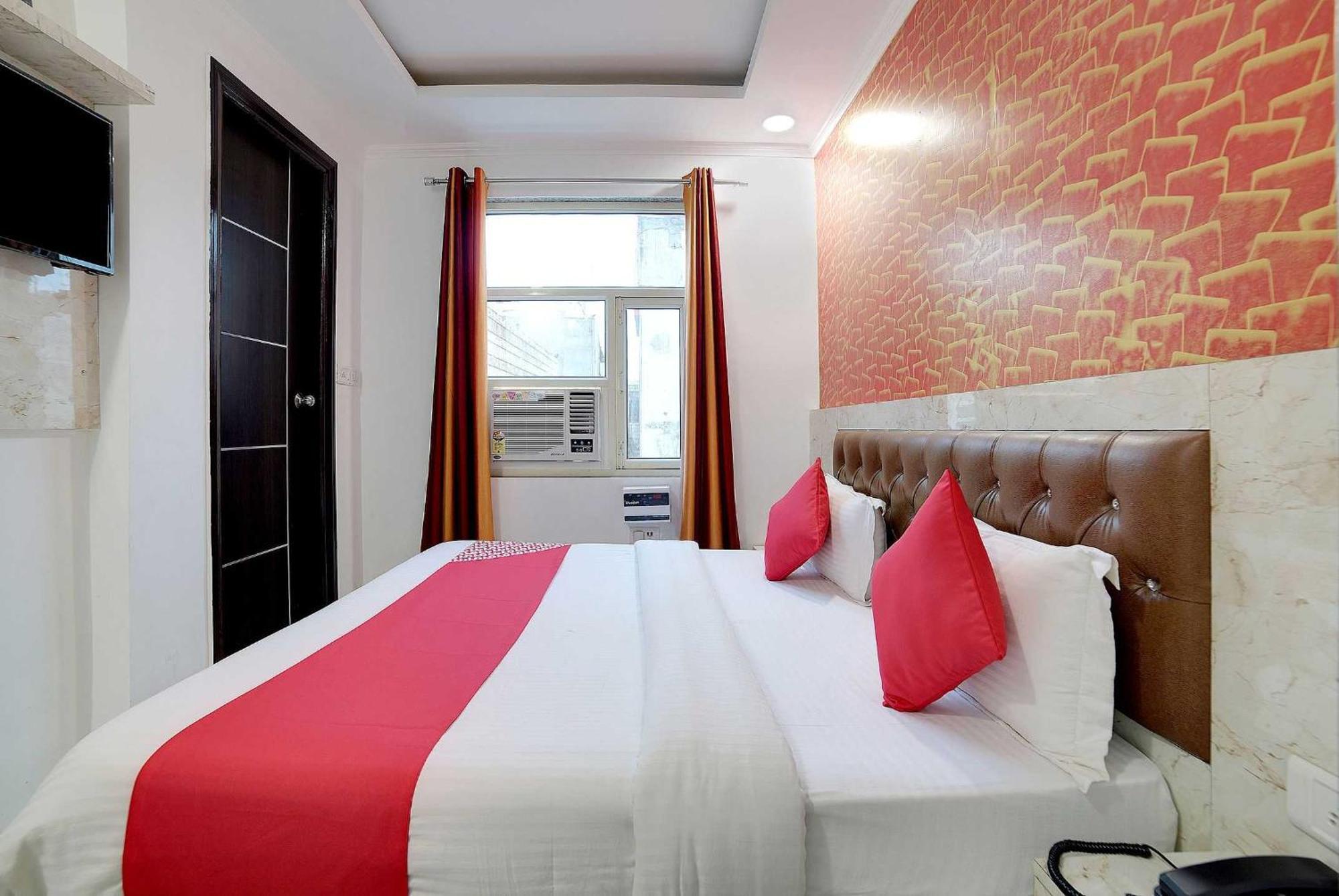 Hotel O Kanak Palace นิวเดลี ภายนอก รูปภาพ