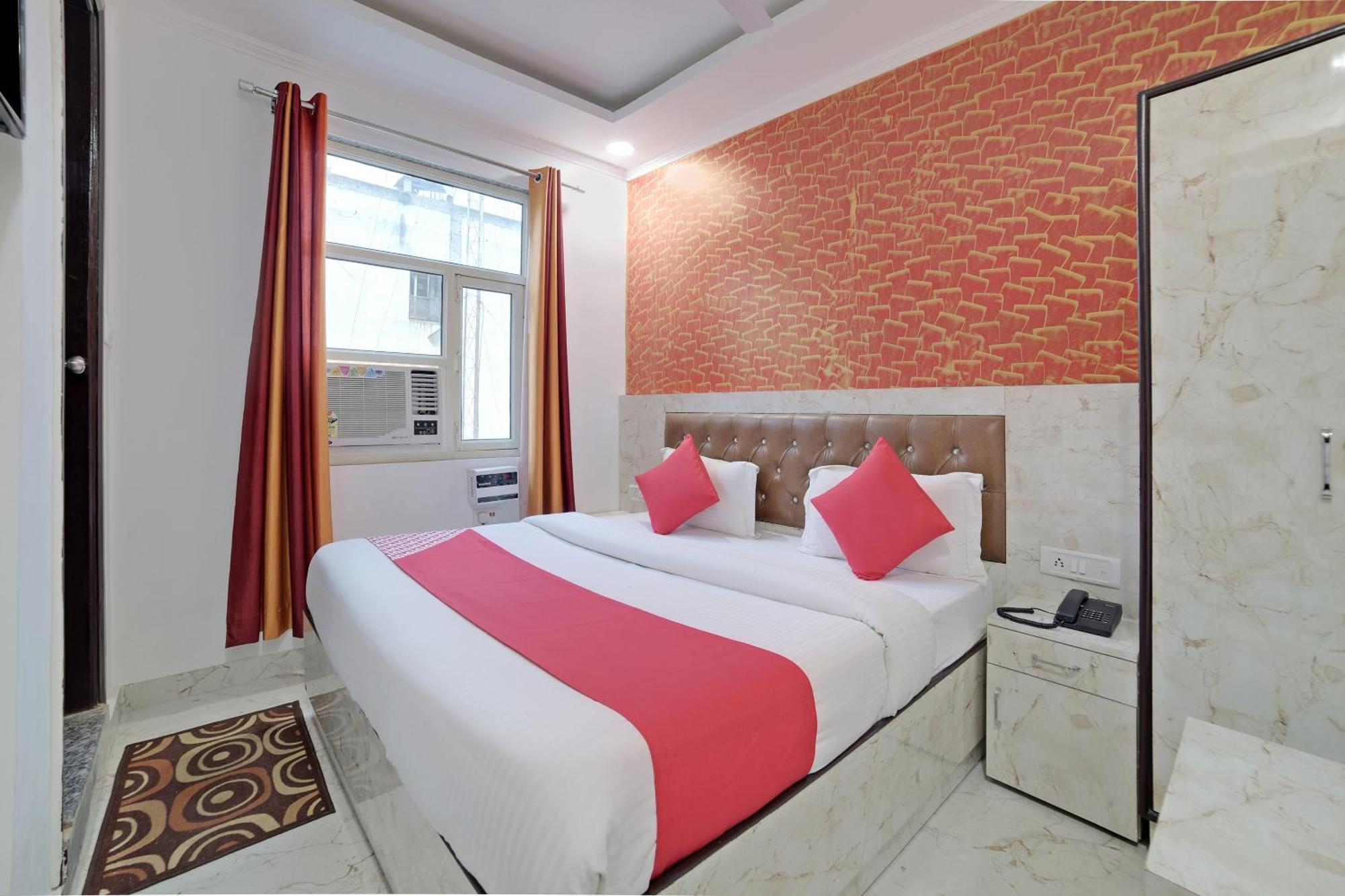 Hotel O Kanak Palace นิวเดลี ภายนอก รูปภาพ